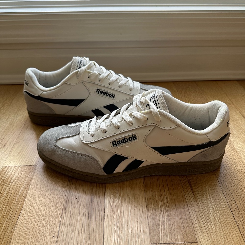 Reebok Sneakers